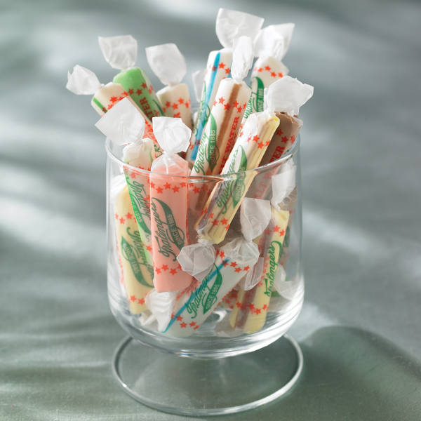 Salt Water Taffy Fralinger's Original In Nostalgic 1920's Box James